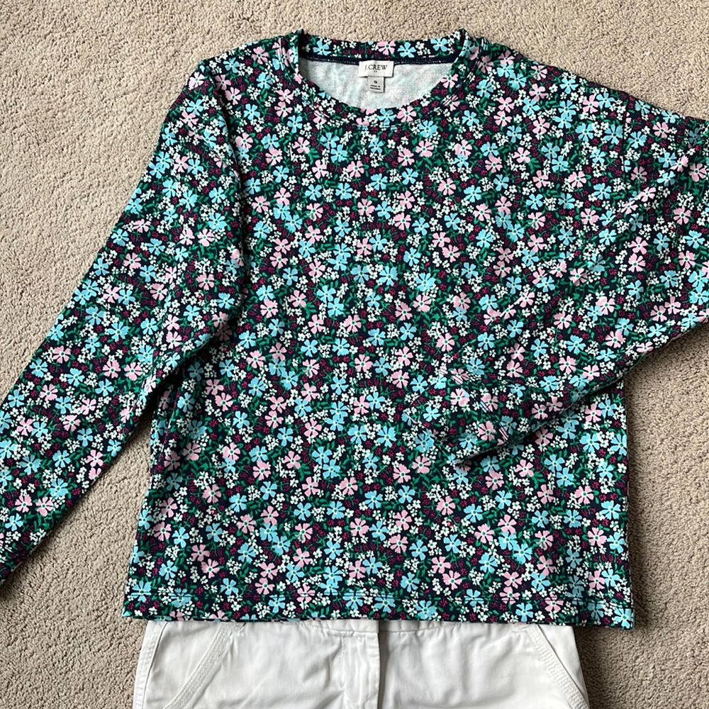 Floral Lightweight Sweatshirt
